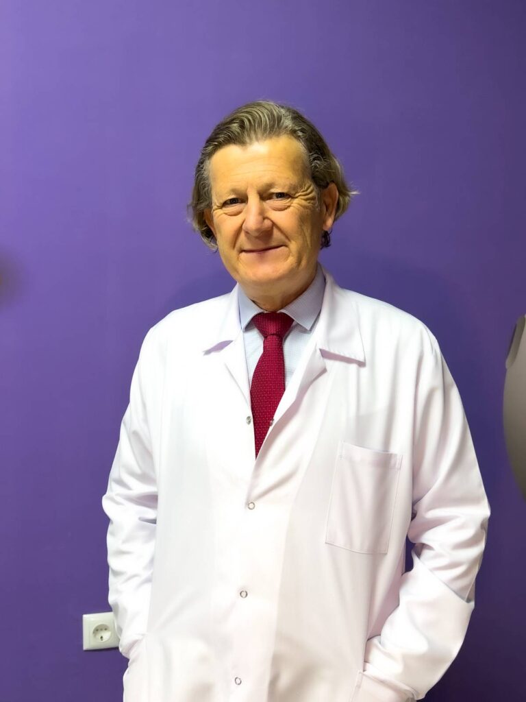 Prof. Dr. Bülent Bektaşer, Ortopedi ve Travmatoloji Uzmanı